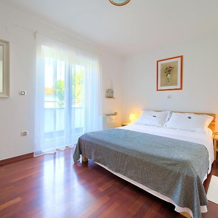 Bed&Breakfast Lucija Punat Exterior foto